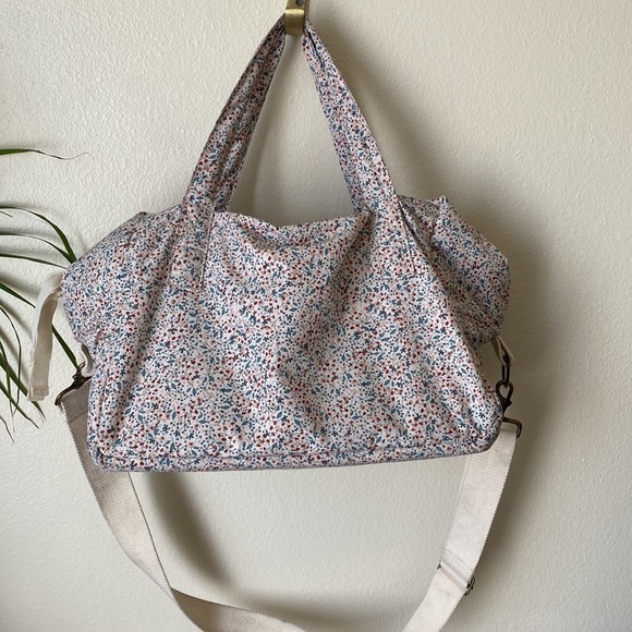 Konges Slojd Micro Floral All You Need Diaper Bag - Picture 12 of 14